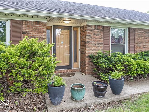2nd image of 1714 Pippin Dr