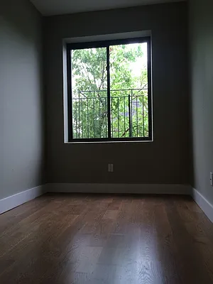 Rented by P Management | media 11