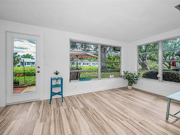 4200 Hampton Dr — Photo 20