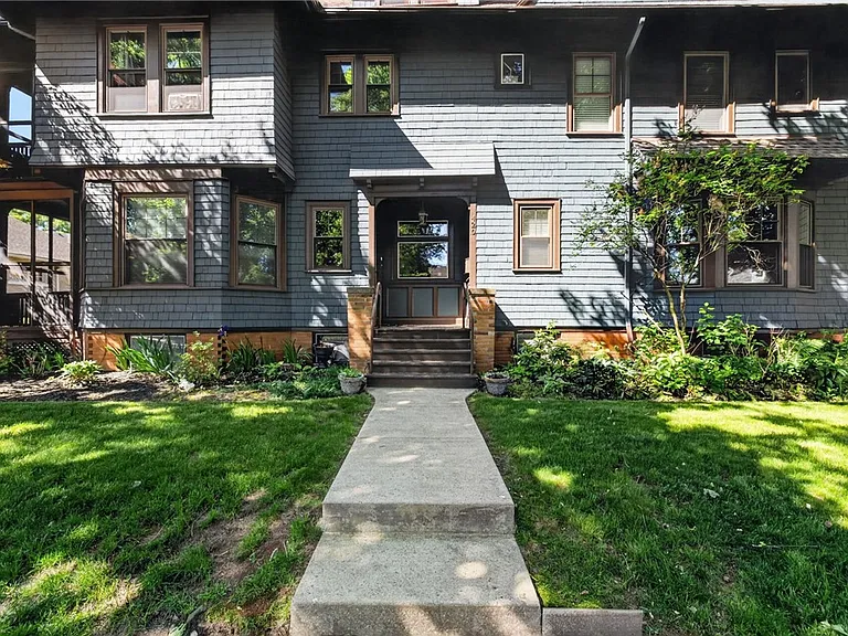 420 Harvard St #1 — Photo 1