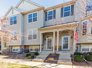 1062 Ellsworth Dr, Grayslake, IL 60030