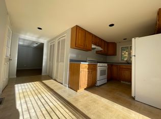 5 Stone St, Beacon, NY 12508