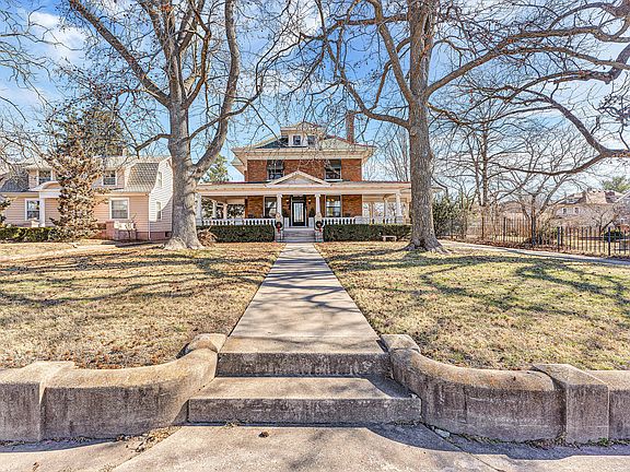 2nd image of 1414 N Benton Avenue