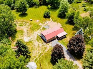 118 Phillips Rd, Valley Falls, NY 12185