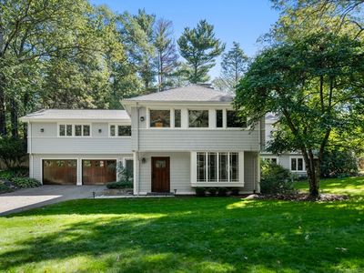 60 Rolling Ln, Weston, MA, 02493