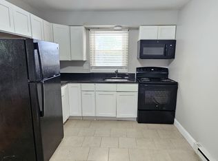 142 Bradford Ave APT 1, East Haven, CT 06512