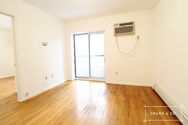 Rented by Grand & Co. | media 3