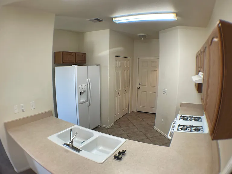 9124 W Arden Ln — Photo 10