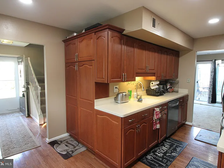 6609 Indian Trail Ct — Photo 7