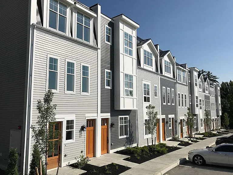 The Woods at Bayview — Photo 15