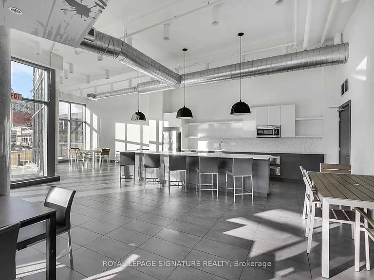 150 E Liberty St #1308 — Photo 22