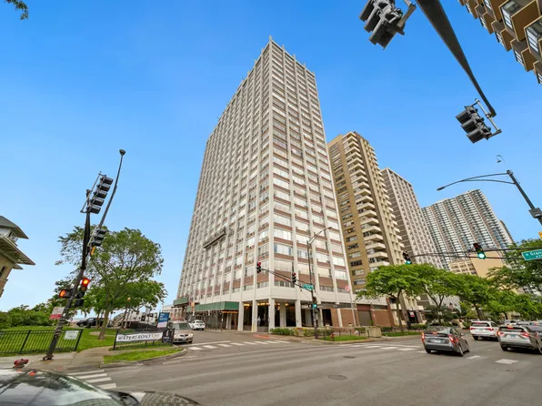 6171 N Sheridan Rd APT 2103, Chicago, IL 60660