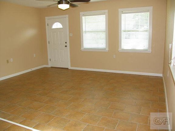 5th image of 110 Albacore Ave