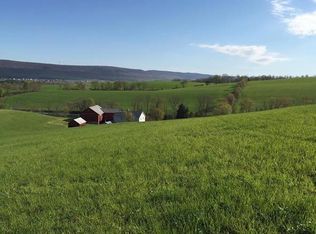 6610 Donats Peak Rd, New Tripoli, PA 18066