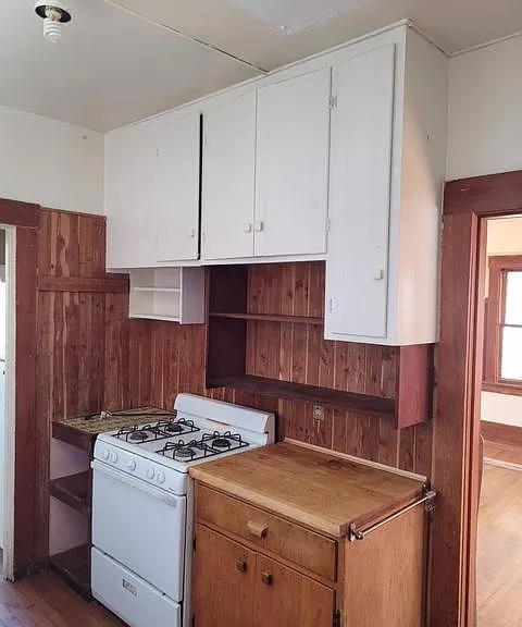 1537 Bonita Ave — Photo 3