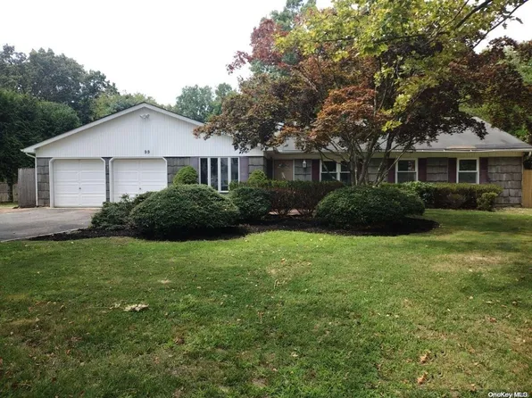 33 Long Meadow Place, South Setauket, NY 11720