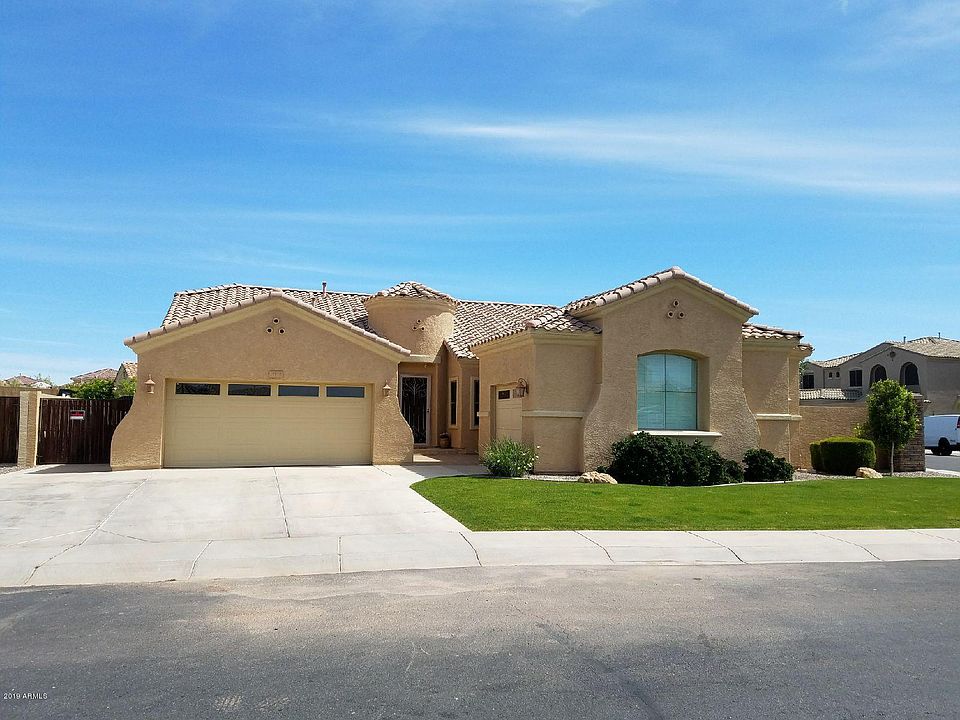 1st image of 2320 E Indigo Dr