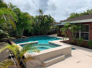 1941 NE 52nd Ct, Fort Lauderdale, FL 33308