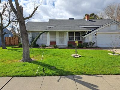 4742 A Pkwy, Sacramento, CA, 95823