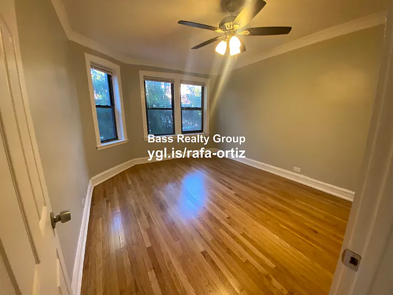 7006 N Paulina St #1 — Photo 17