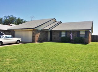305 S Old Trl, Enid, OK 73703