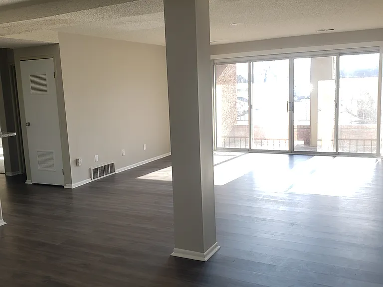 1521 NE Parvin Rd #202 — Photo 4