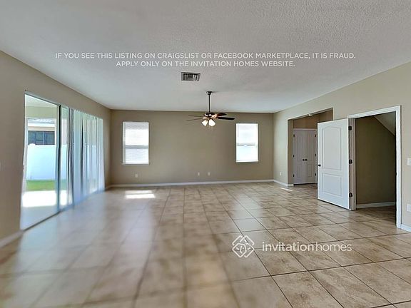 4th image of 11618 Warren Oaks Pl