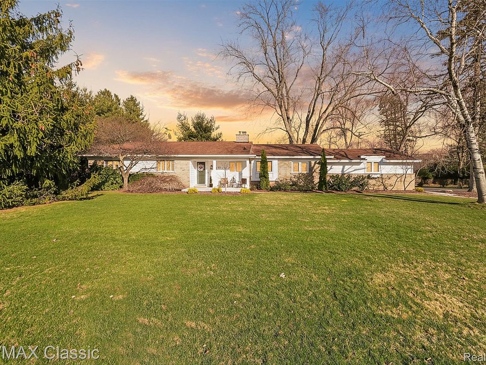 1st image of 4731 Pickering Rd