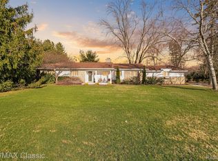 4731 Pickering Rd, Bloomfield Hills, MI 48301
