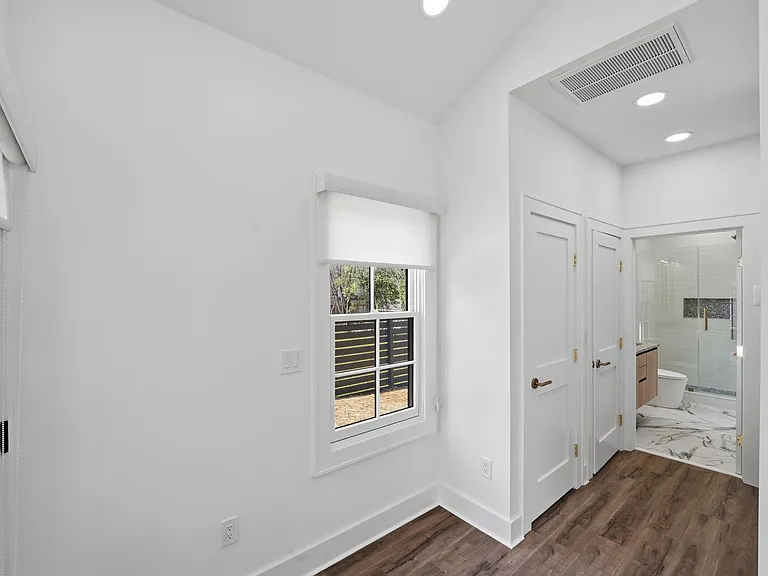 1840 Merriman Ave — Photo 44