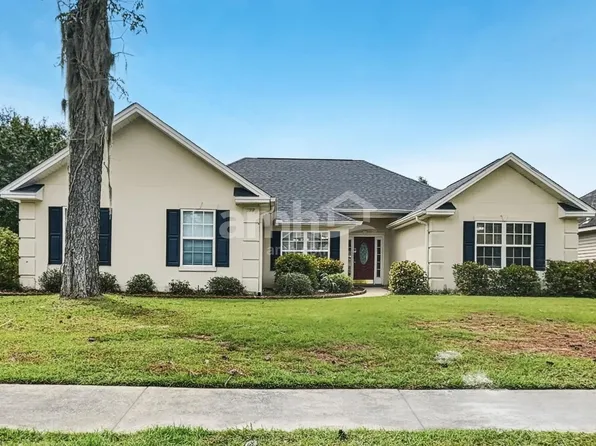 738 Laurel Hill Cir, Richmond Hill, GA 31324