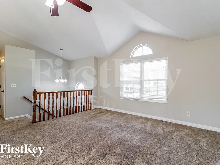 2214 Harmony Ct — Photo 5