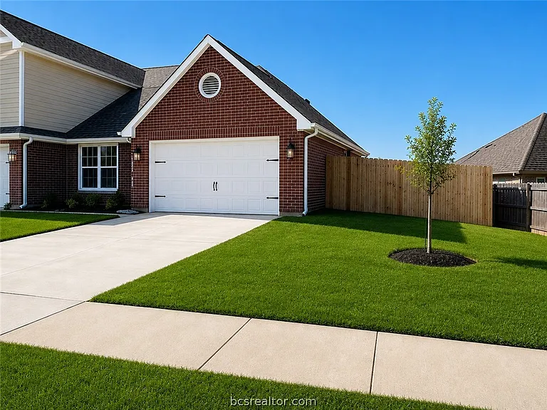 2000 Reagan Ct — Photo 4