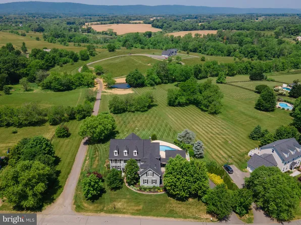14601 Nina Ct, Waterford, VA 20197