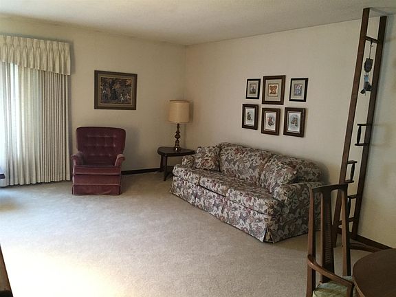 5th image of 21935 Kimberly Dr