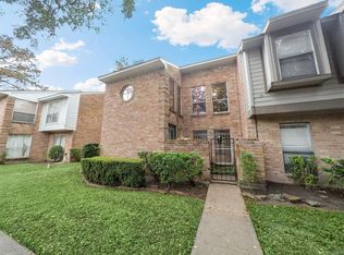 7907 Kendalia Dr, Houston, TX 77036