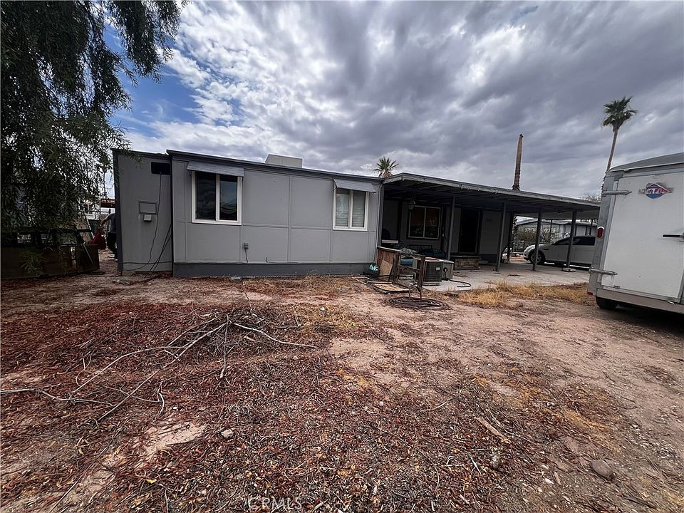 1st image of 1225 Desert Dr