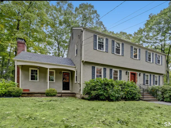 15 Birch Knoll Road, Canton, CT 06019