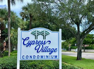 7208 Fairway Dr APT I20, Miami Lakes, FL 33014