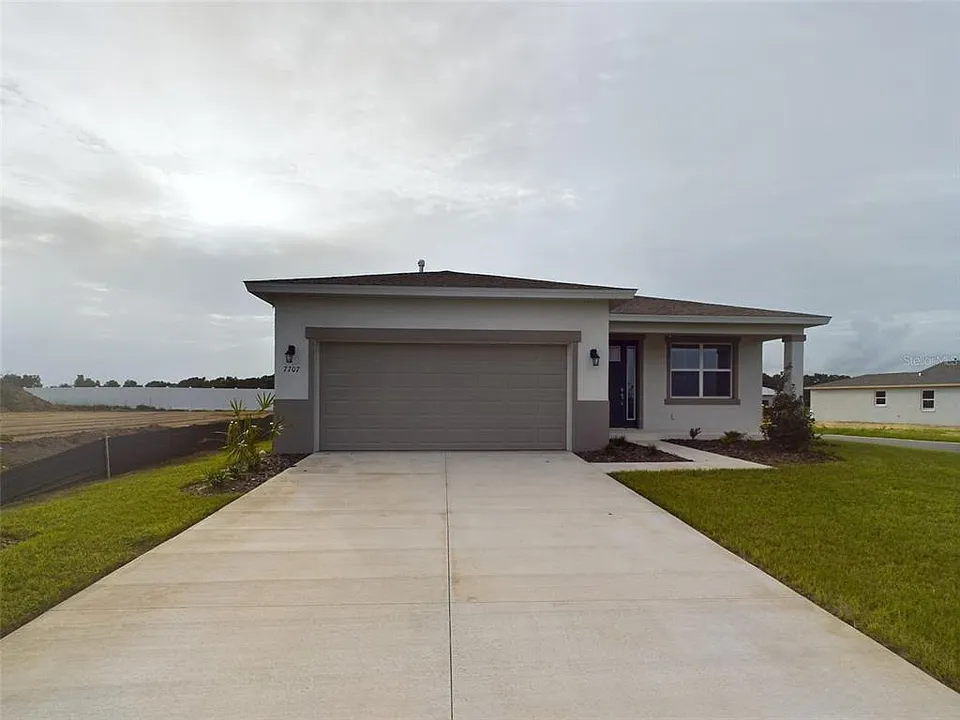 7707 SW 58th Pl
