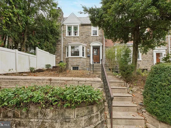 251 Stoneway Ln, Merion Station, PA 19066