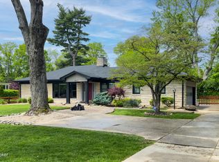 4623 Brownsboro Rd, Louisville, KY 40207