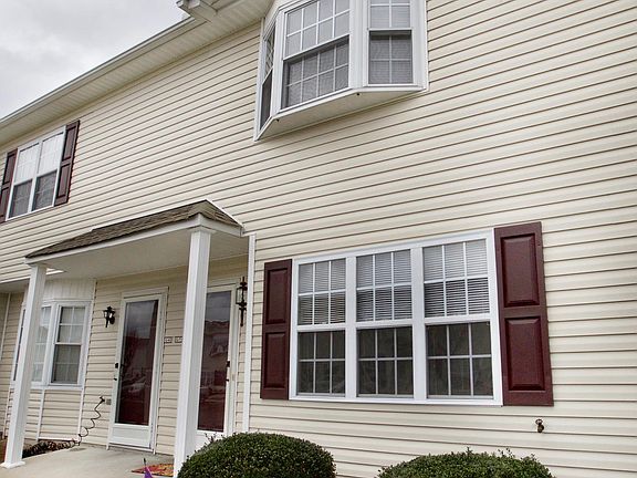 2nd image of 3812 E Vancroft Circle #L7