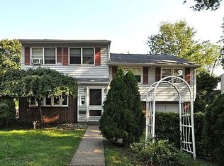 530 Inman Ter, Willow Grove, PA 19090