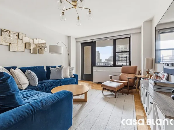 165 W 66th St APT 8H, Manhattan, NY 10023