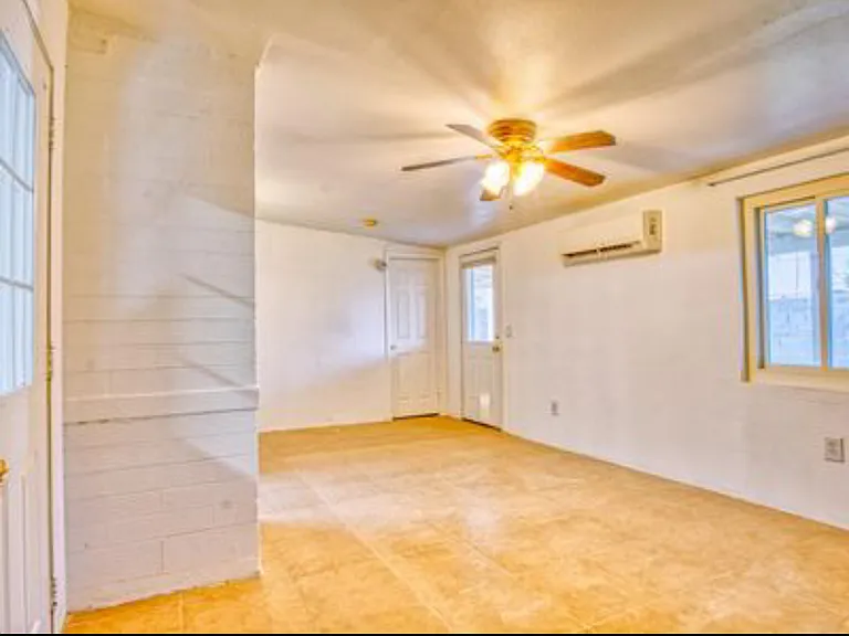 2641 E 1st Pl — Photo 11