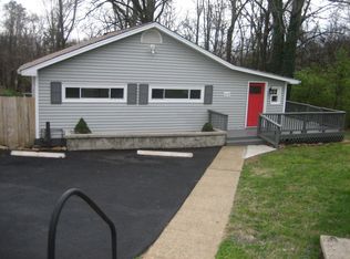 679 W Outer Dr, Oak Ridge, TN 37830