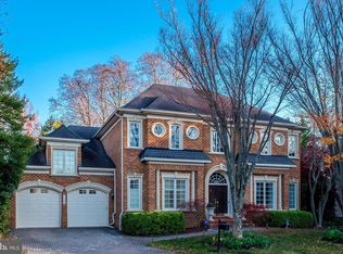 7422 Old Maple Sq, Mc Lean, VA 22102