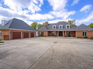 8196 Perrill Rd, Groveport, OH 43125