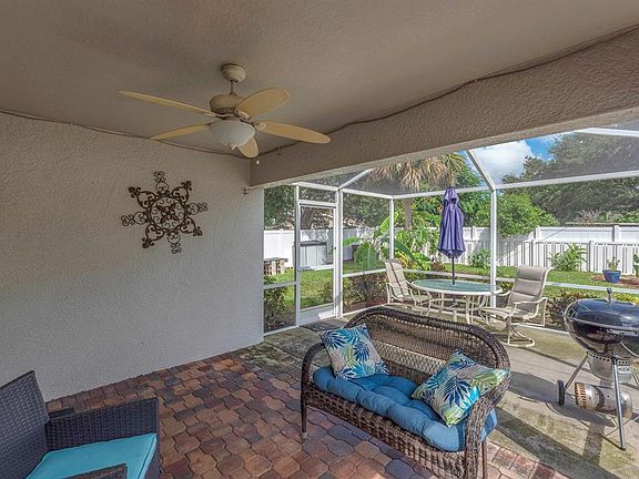 3rd image of 11433 BAY GARDENS LOOP